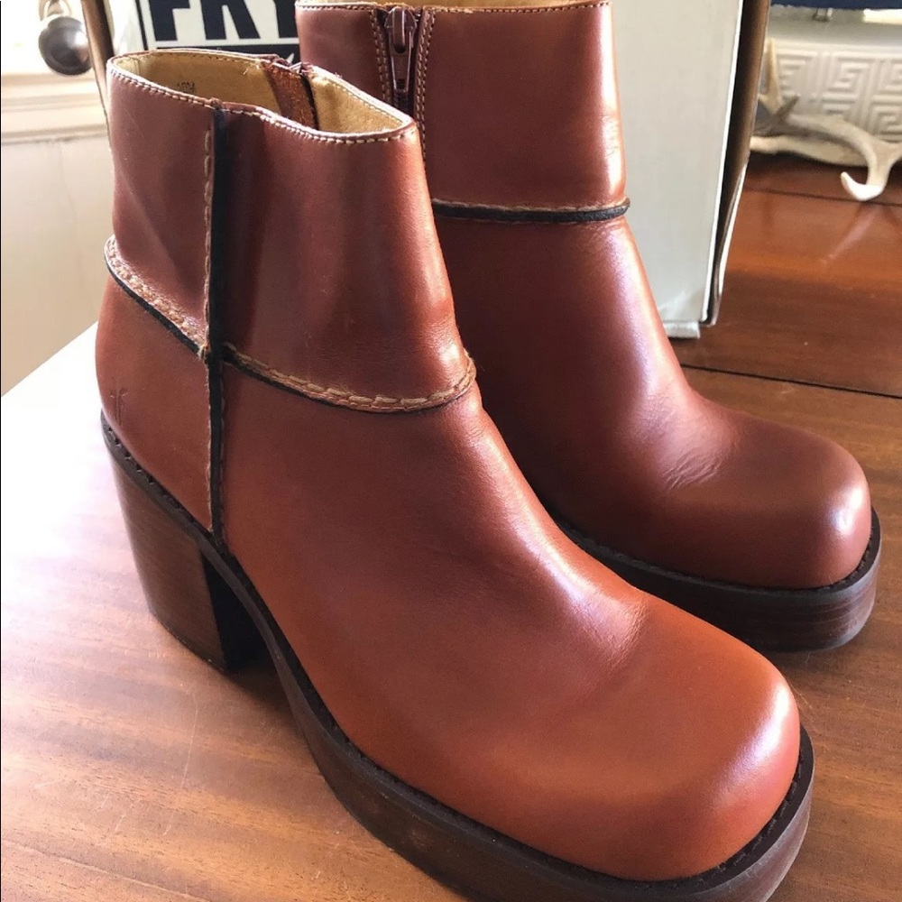 Vintage Frye Villager Boot